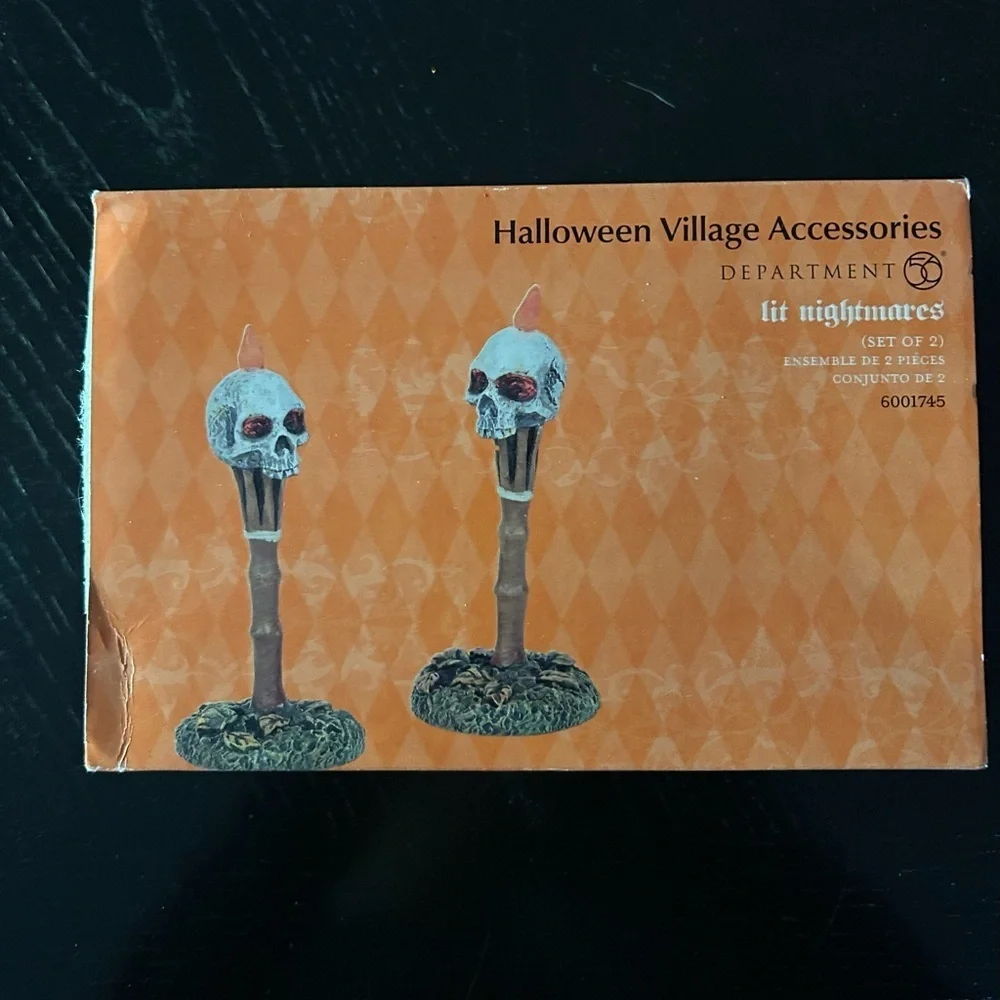 Department 56 Lit Nightmares Skull Stakes